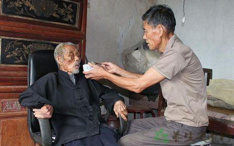 老人中风征兆及护理